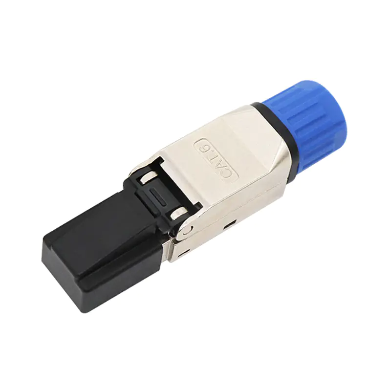Kan de RJ45-in-genoteerde stekker worden aangepast volgens de werkelijke omgeving?